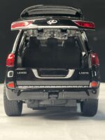 Lexus LX 570 - Image 2