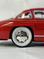 Mercedes-Benz 300 SL - Image 9