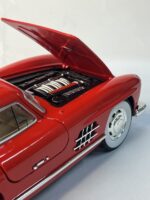 Mercedes-Benz 300 SL - Image 12