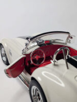 Shelby Cobra 427 S/C Roadster 1965diecast scale model car with realistic lights and detailed finish