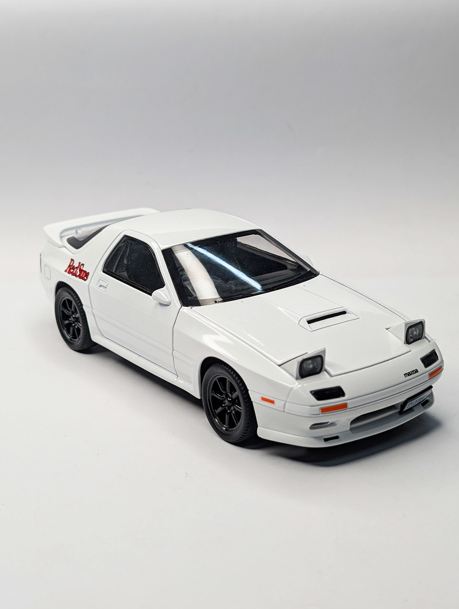 RX-7 FC3S Diecast car diecast scale model car with realistic lights and detailed finish